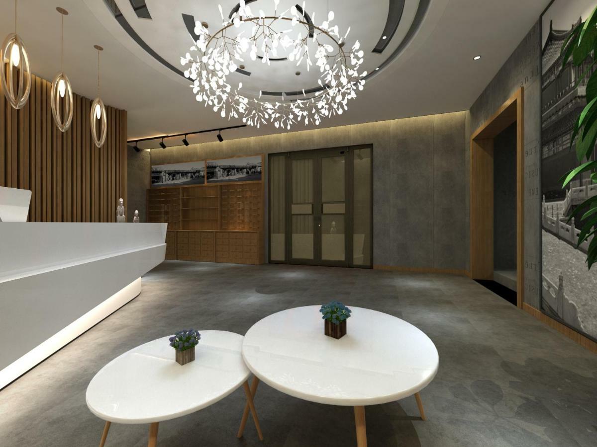 โรงแรม Happy Dragon Culture -in The Center Close To Forbidden City&wangfujing Street&subway Nearby &free Coffee & Free Laundry&english Speaking With Tour Services &free Wifi Unlimited For Western Software