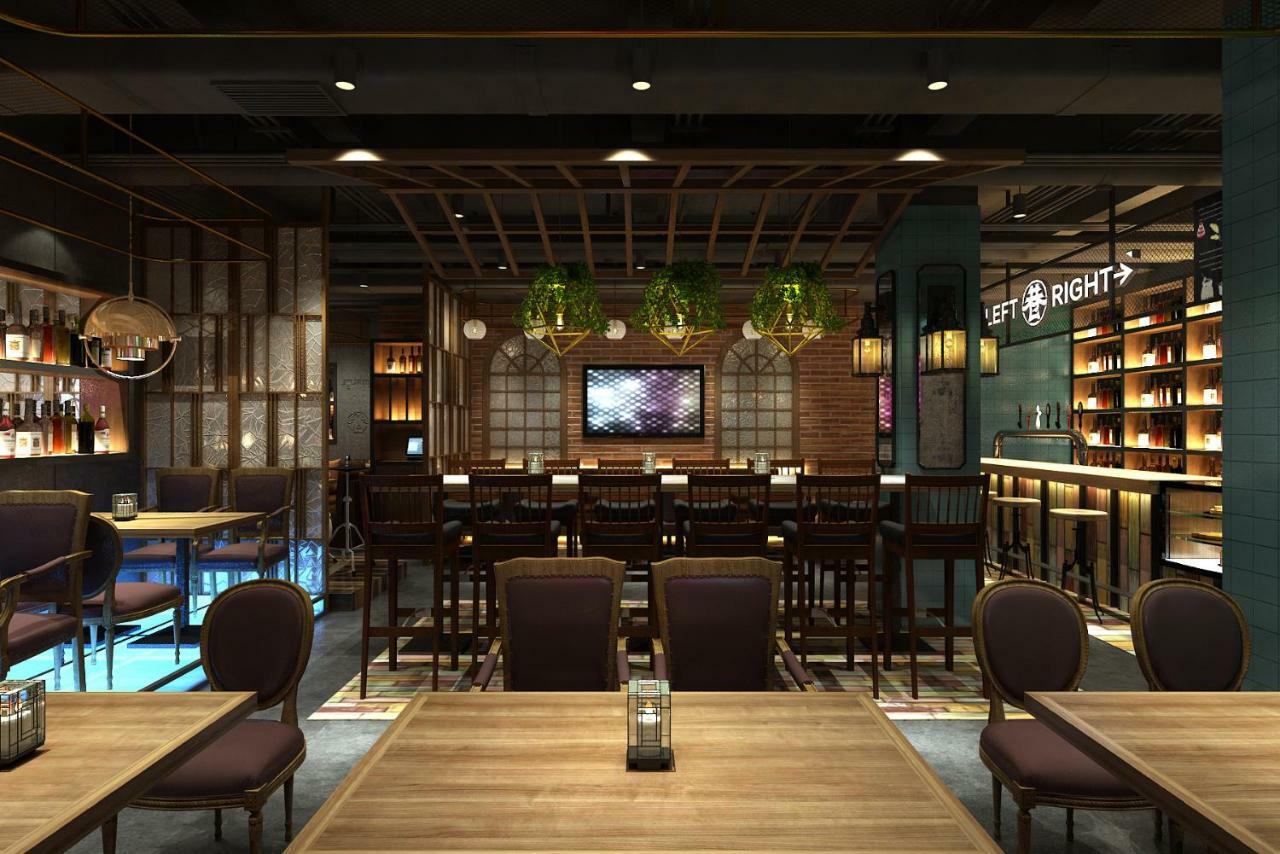 Happy Dragon Culture -in The Center Close To Forbidden City&wangfujing Street&subway Nearby &free Coffee & Free Laundry&english Speaking With Tour Services &free Wifi Unlimited For Western Software 4*